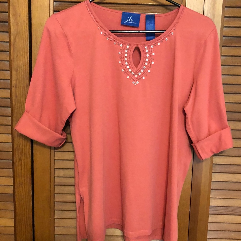 j.h. Collectibles — Sz: L — soft coral